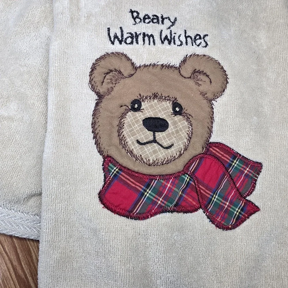 Bathworks Beary Warm Wishes Towel Bear Preppy Plaid‎ Holiday 39x23 Embroidered